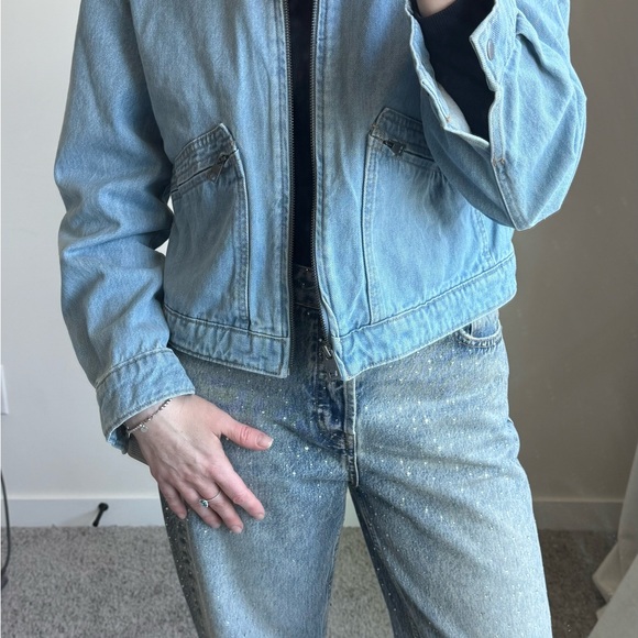 Levi’s Women’s Western Zip-Front Denim Bomber Jacket Light Wash Size M - Picture 8 of 8